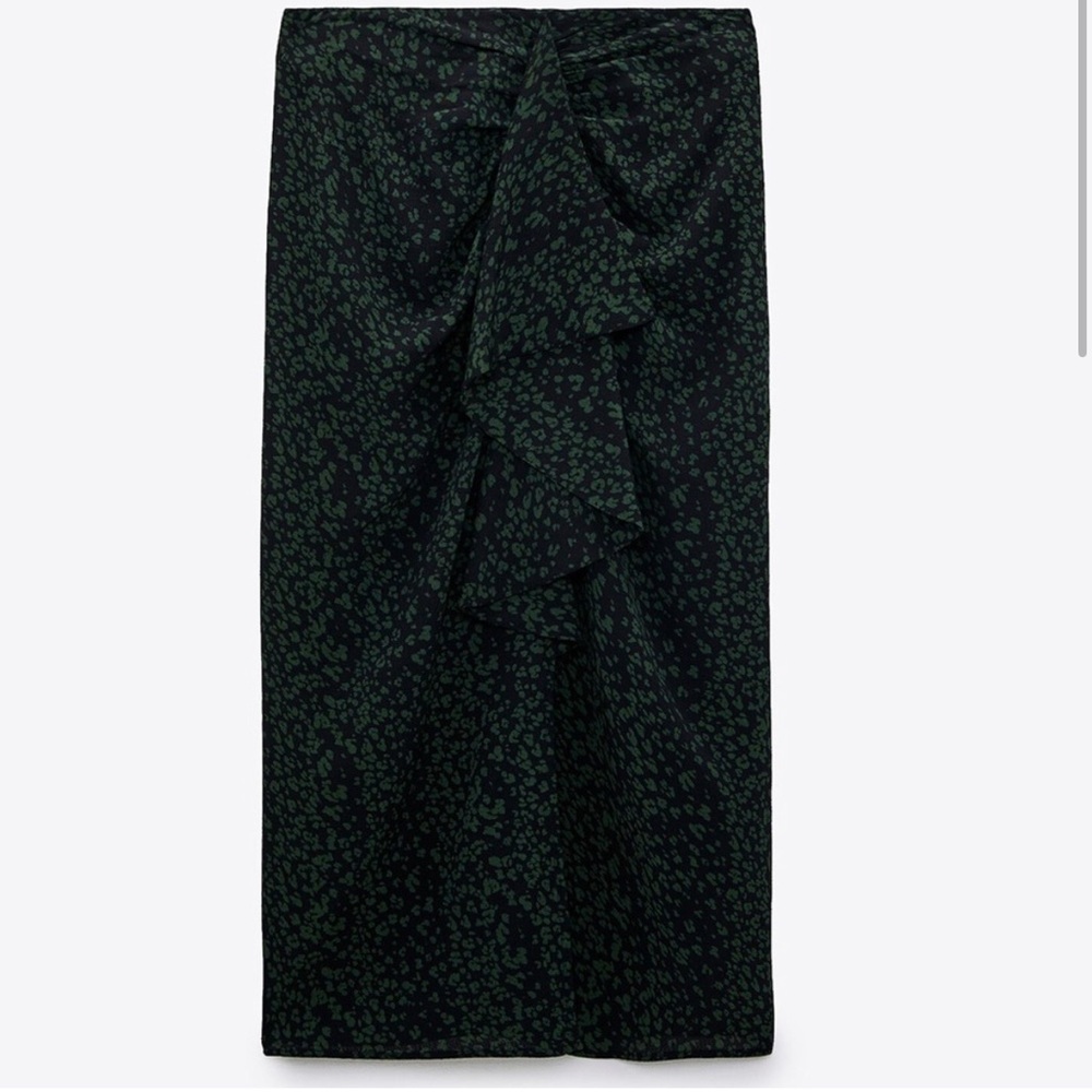 🐢NWT🐢 Zara printed midi skirt - Picture 2 of 6